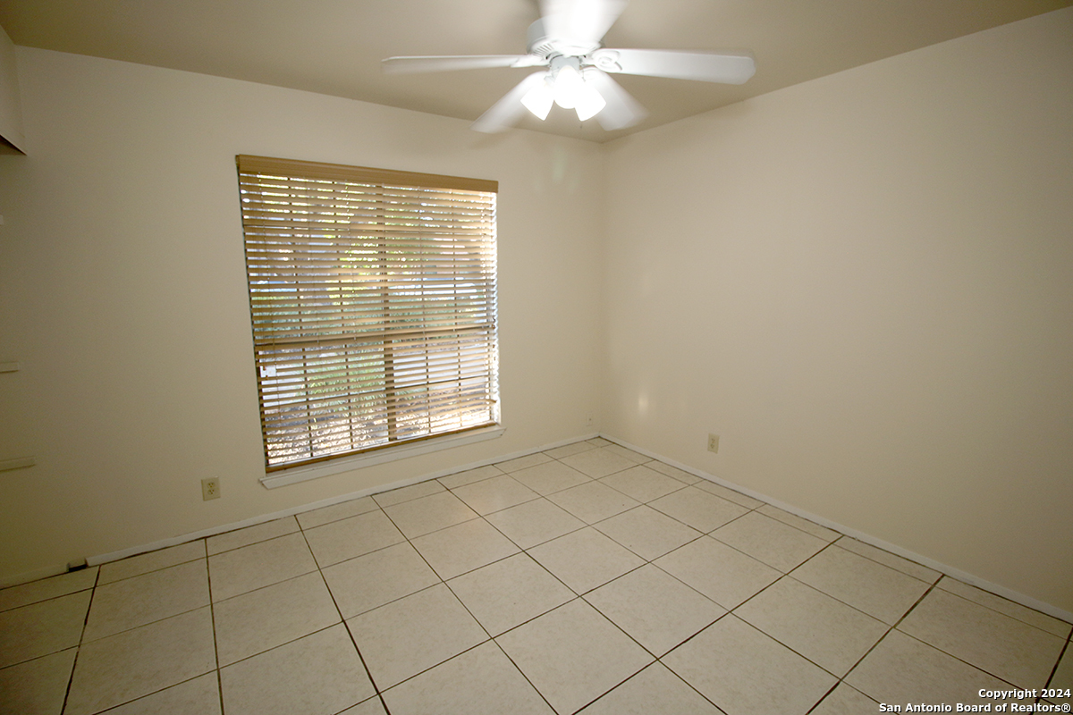 2002 Oak Vista
