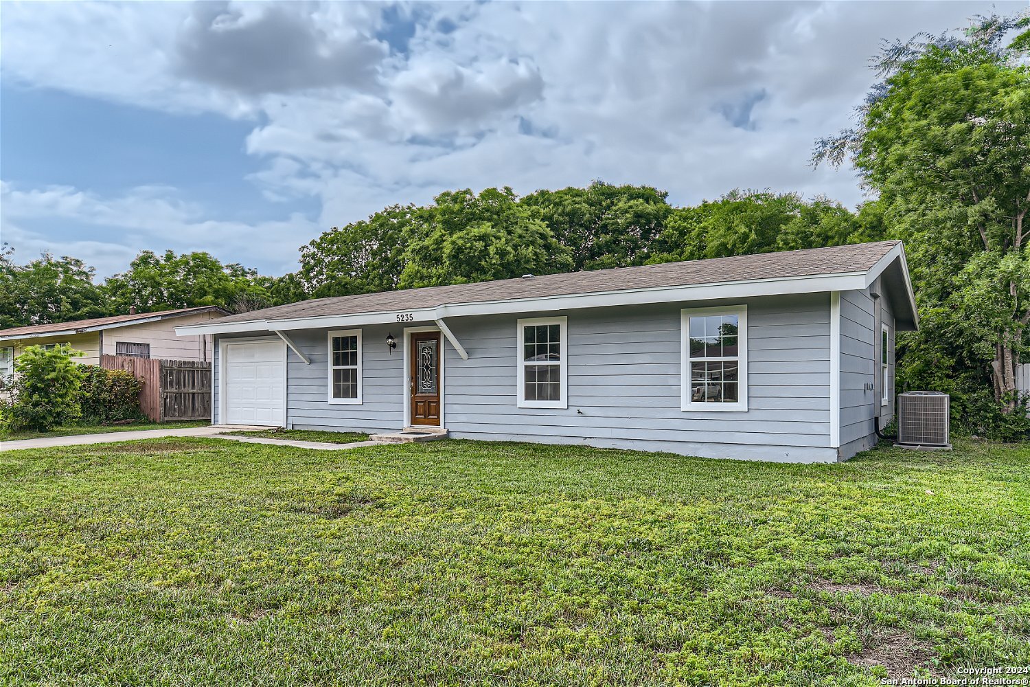 5235 VILLAGE GLEN