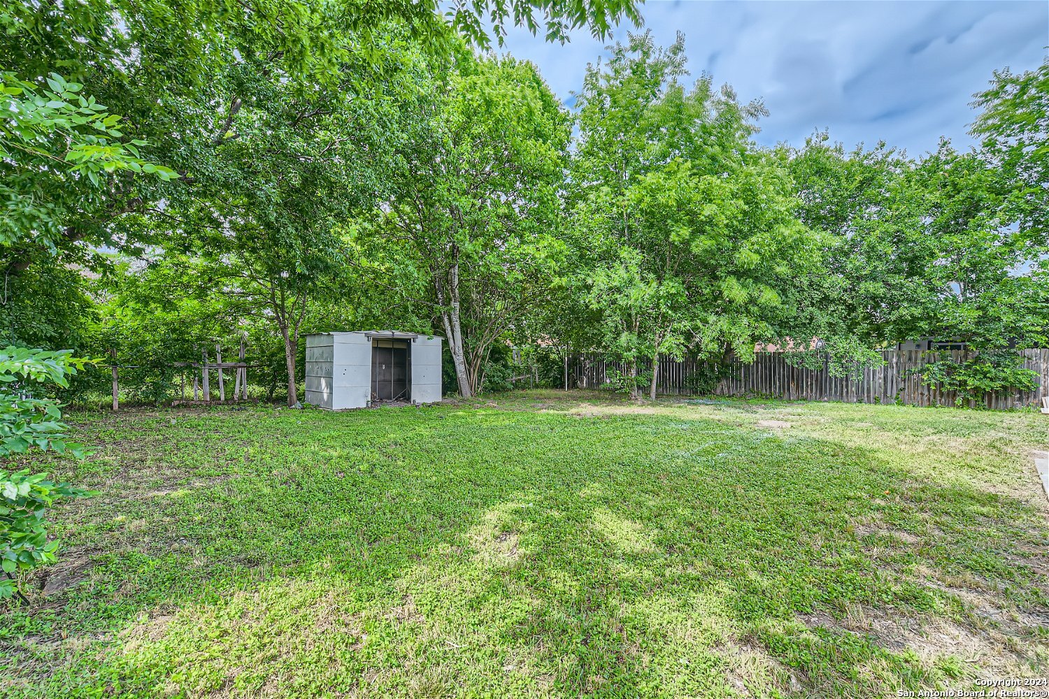 5235 VILLAGE GLEN