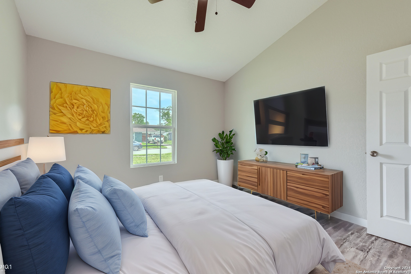 5235 VILLAGE GLEN