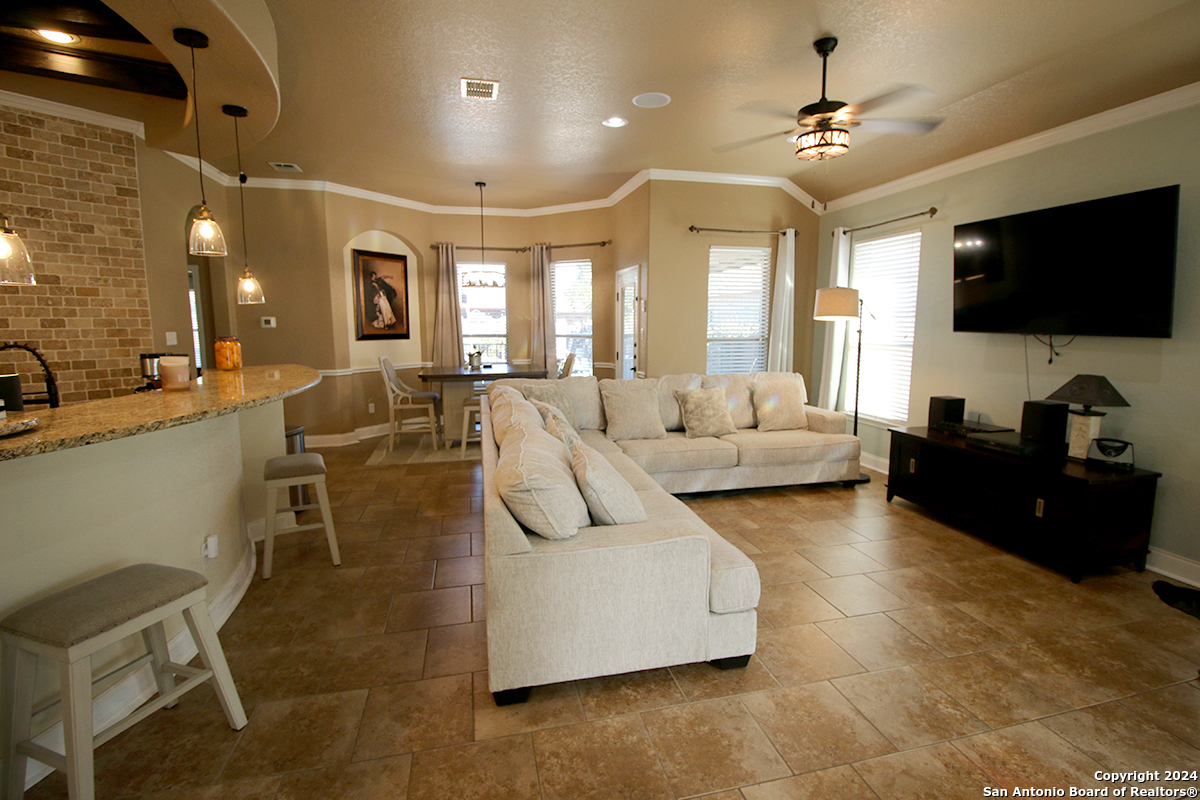 4010 Grissom Grove