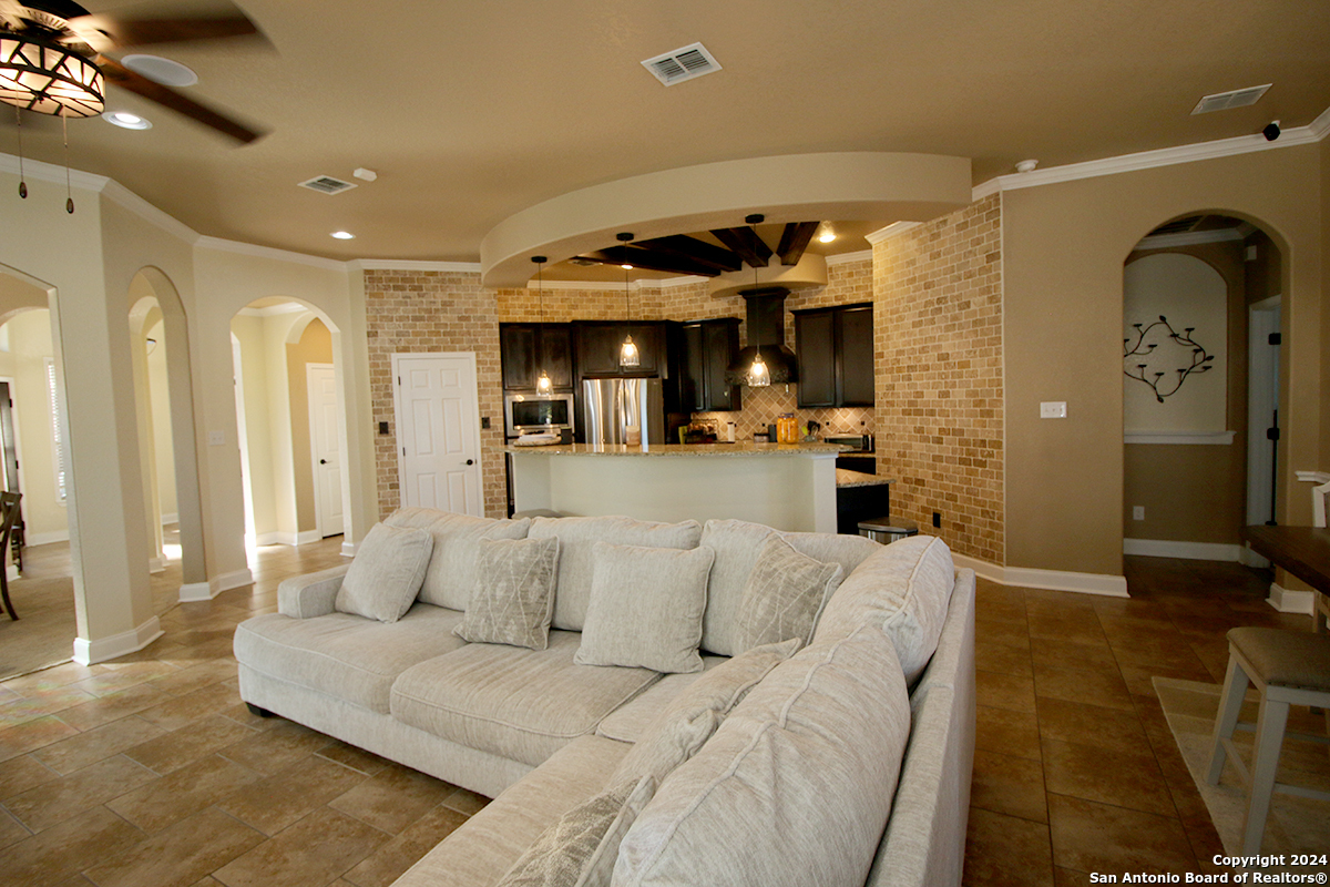 4010 Grissom Grove