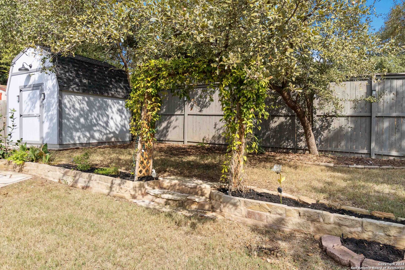 2909 Lotus Park