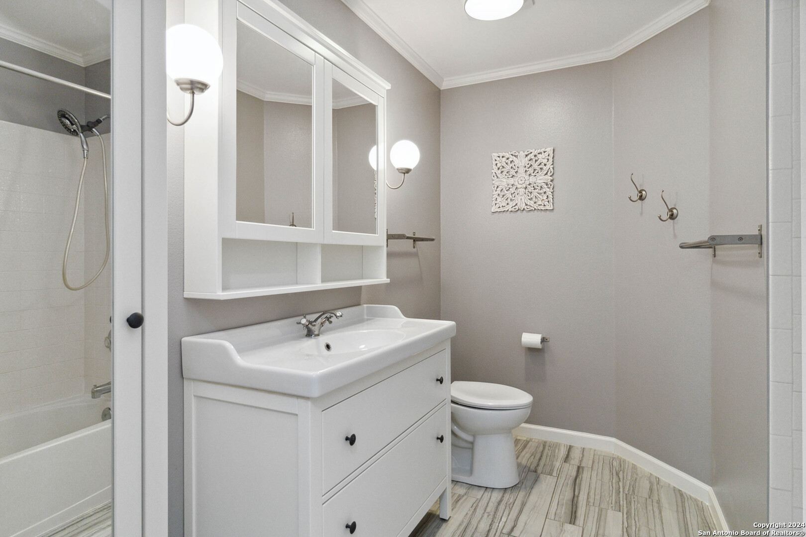 2909 Lotus Park