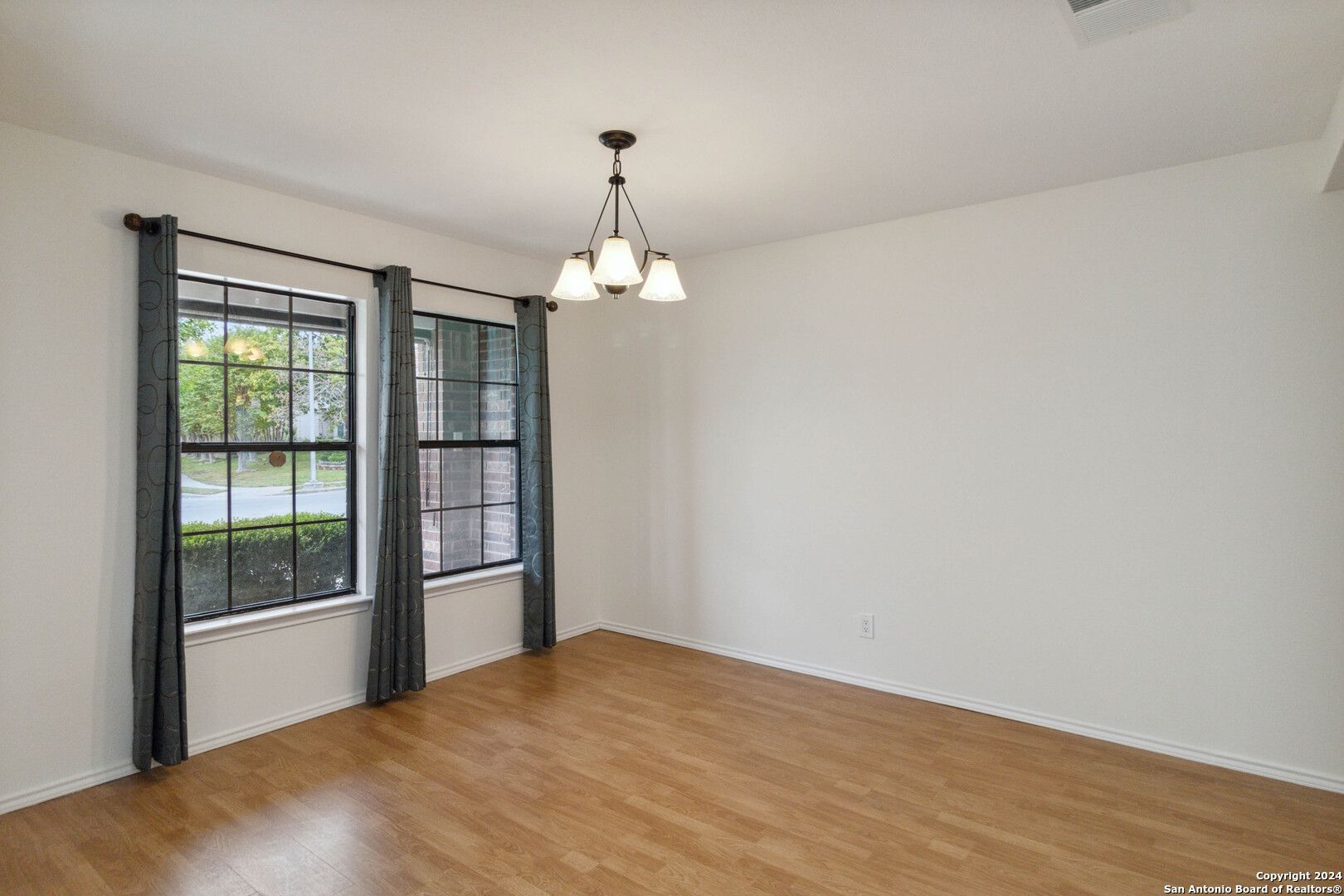 2909 Lotus Park