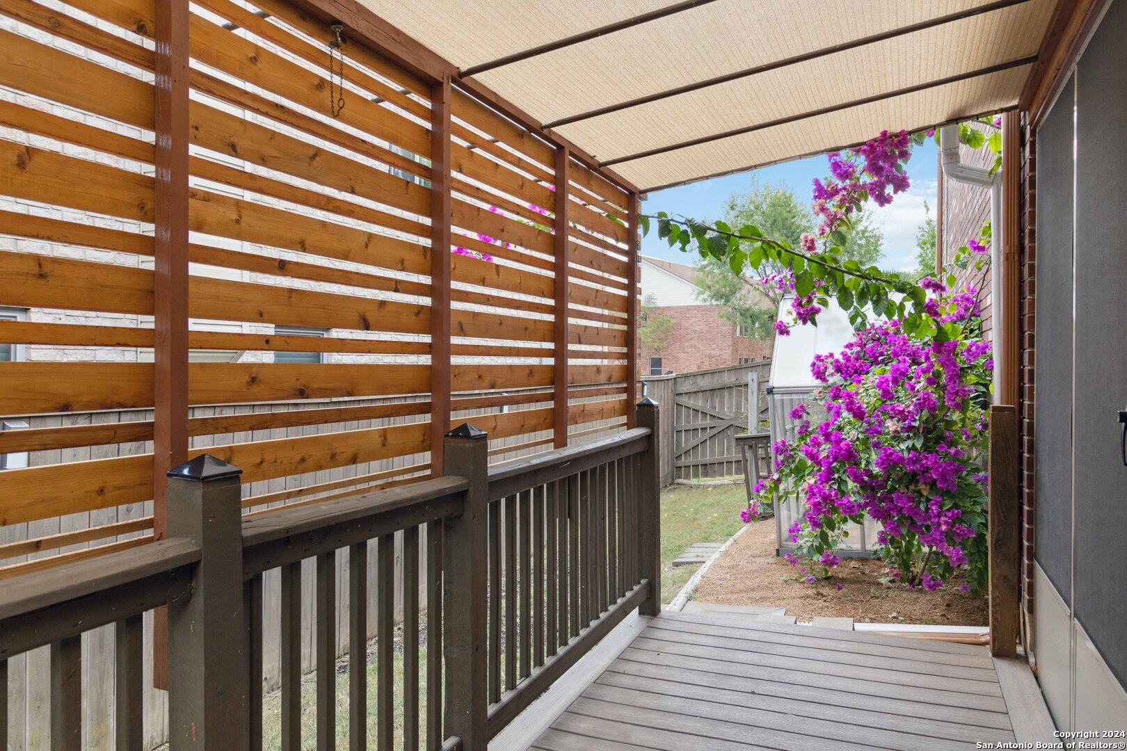 2909 Lotus Park