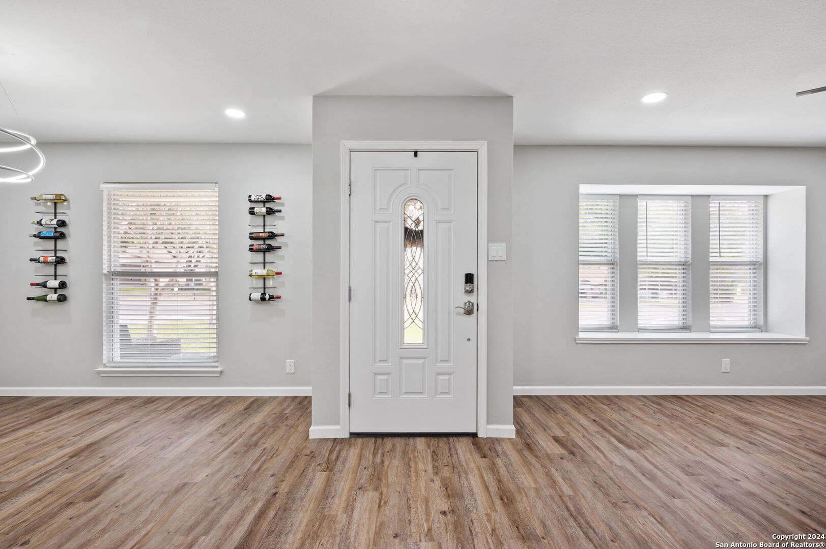 5639 Wood Climb St.