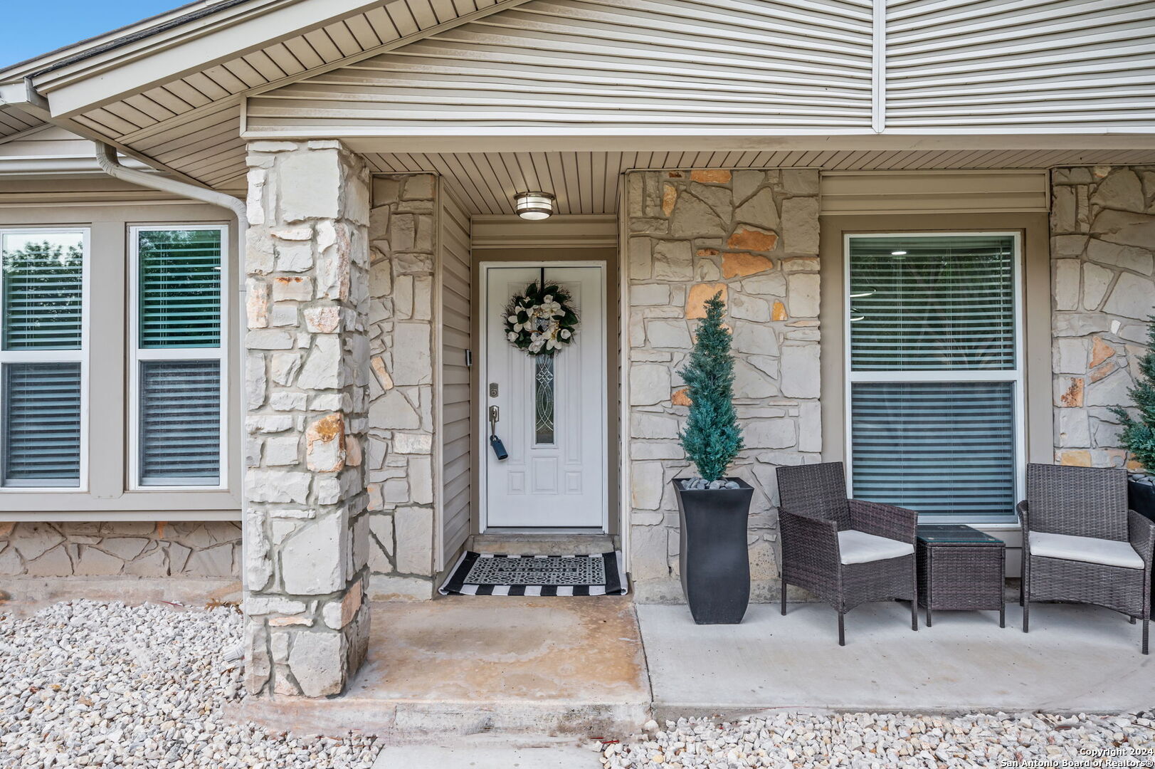 5639 Wood Climb St.