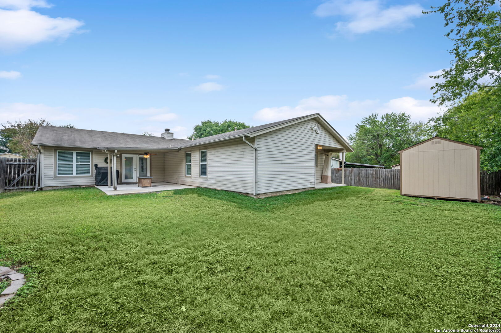 5639 Wood Climb St.