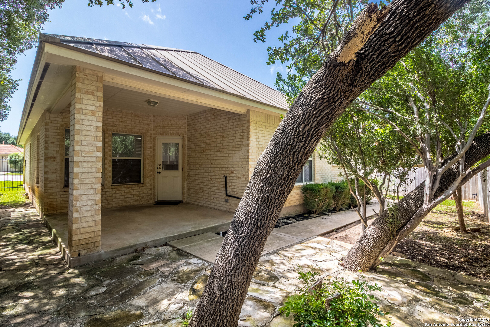 15 ORSINGER FIELD