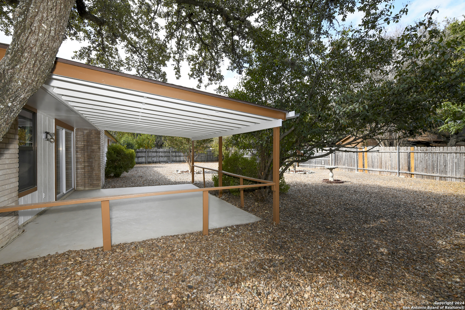 4531 Honey Locust Woods