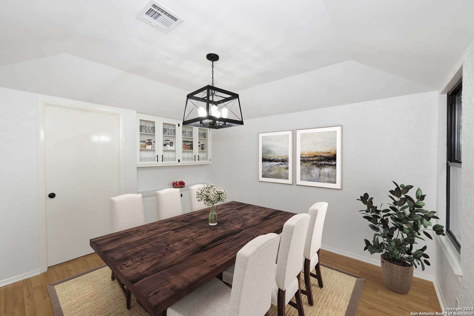 4531 Honey Locust Woods