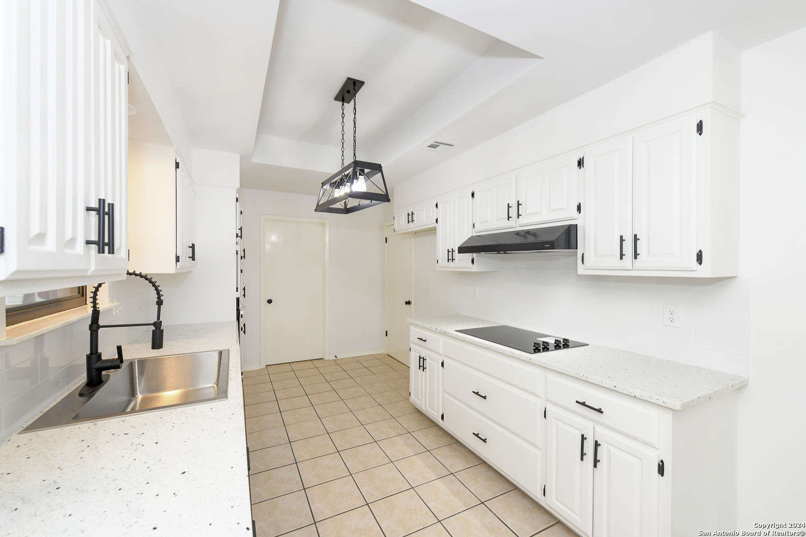 4531 Honey Locust Woods