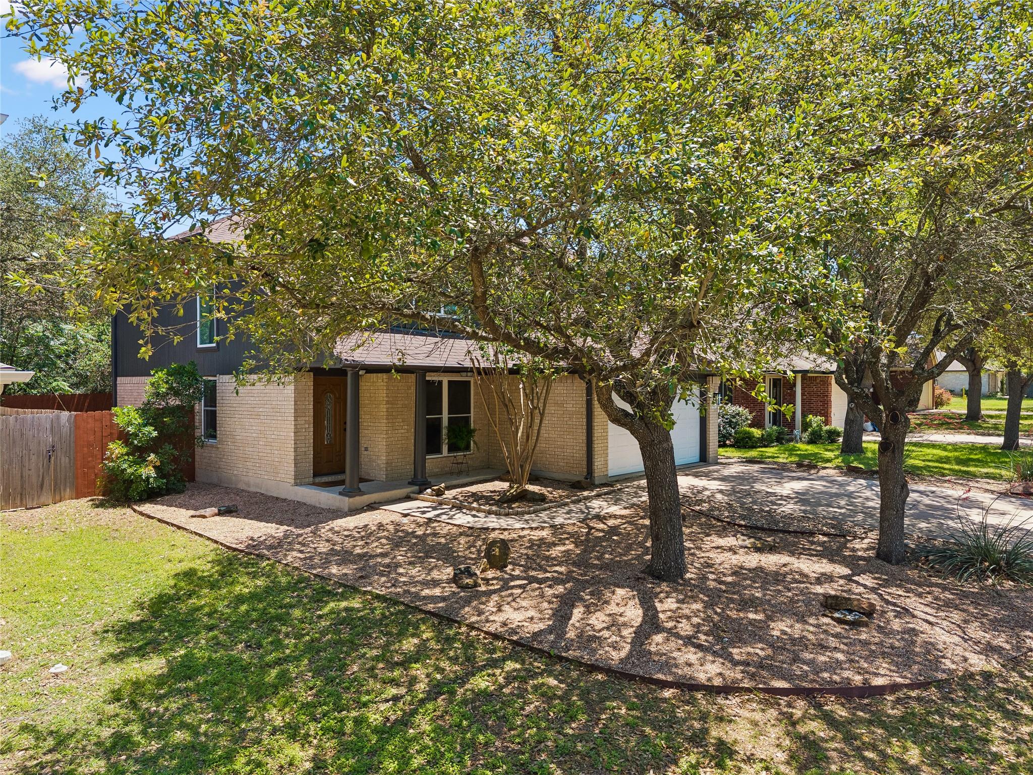 8921 Corran Ferry DR