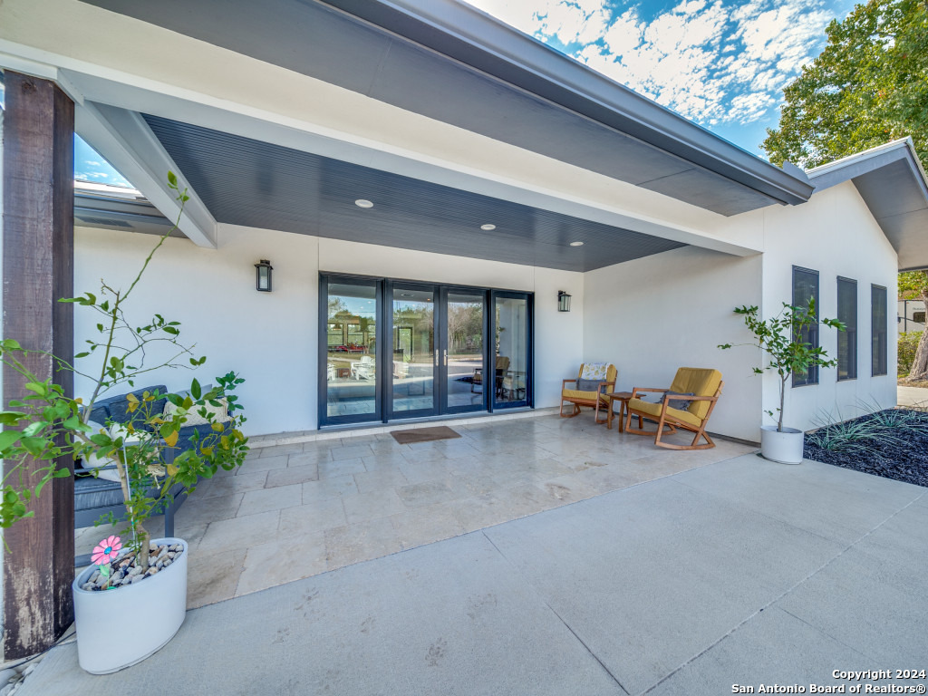 3940 MENGER