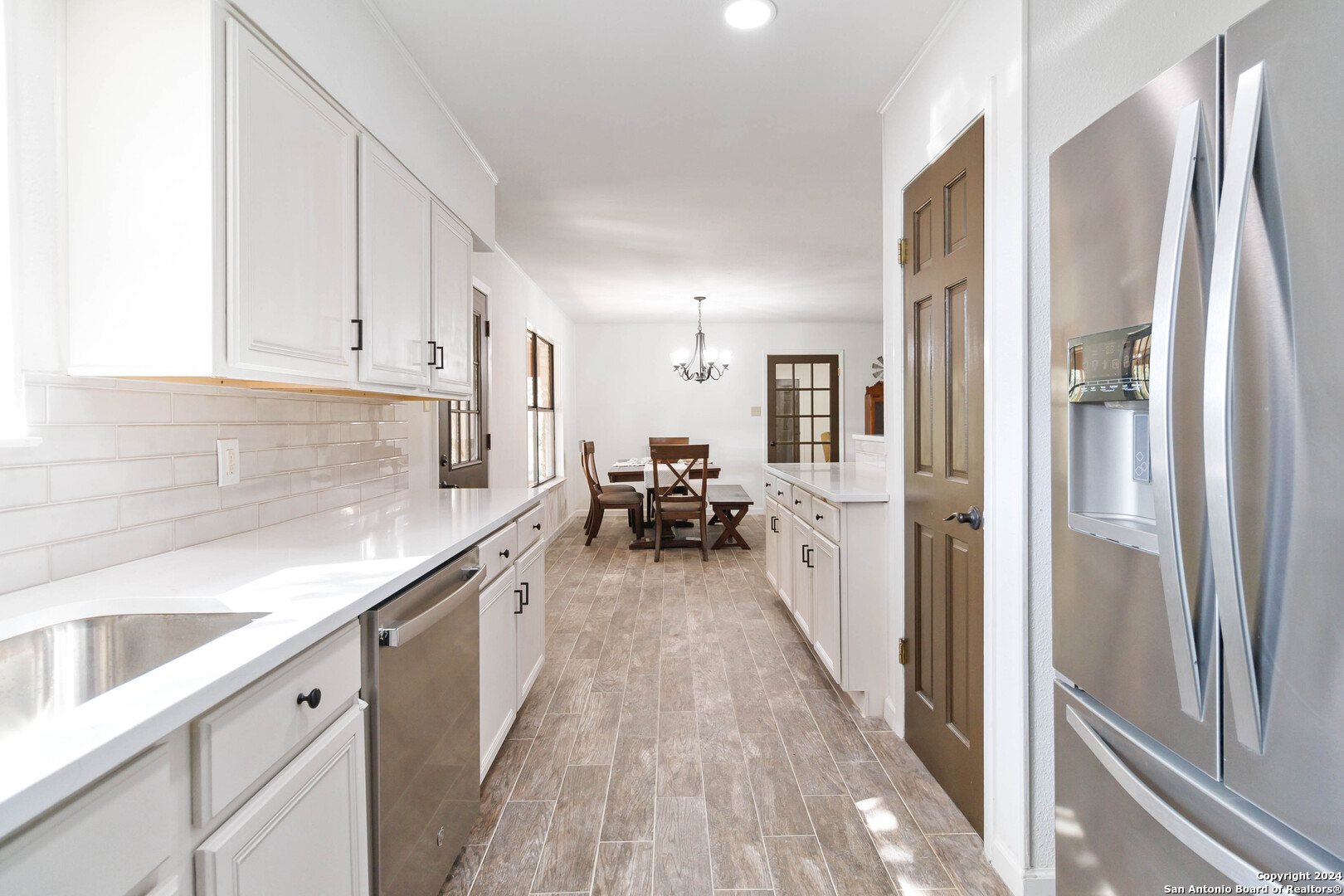 215 Joey Dr