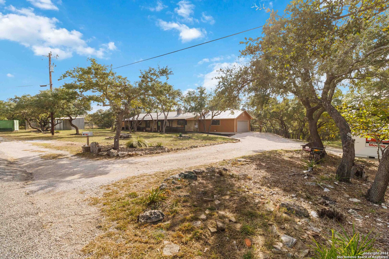 215 Joey Dr