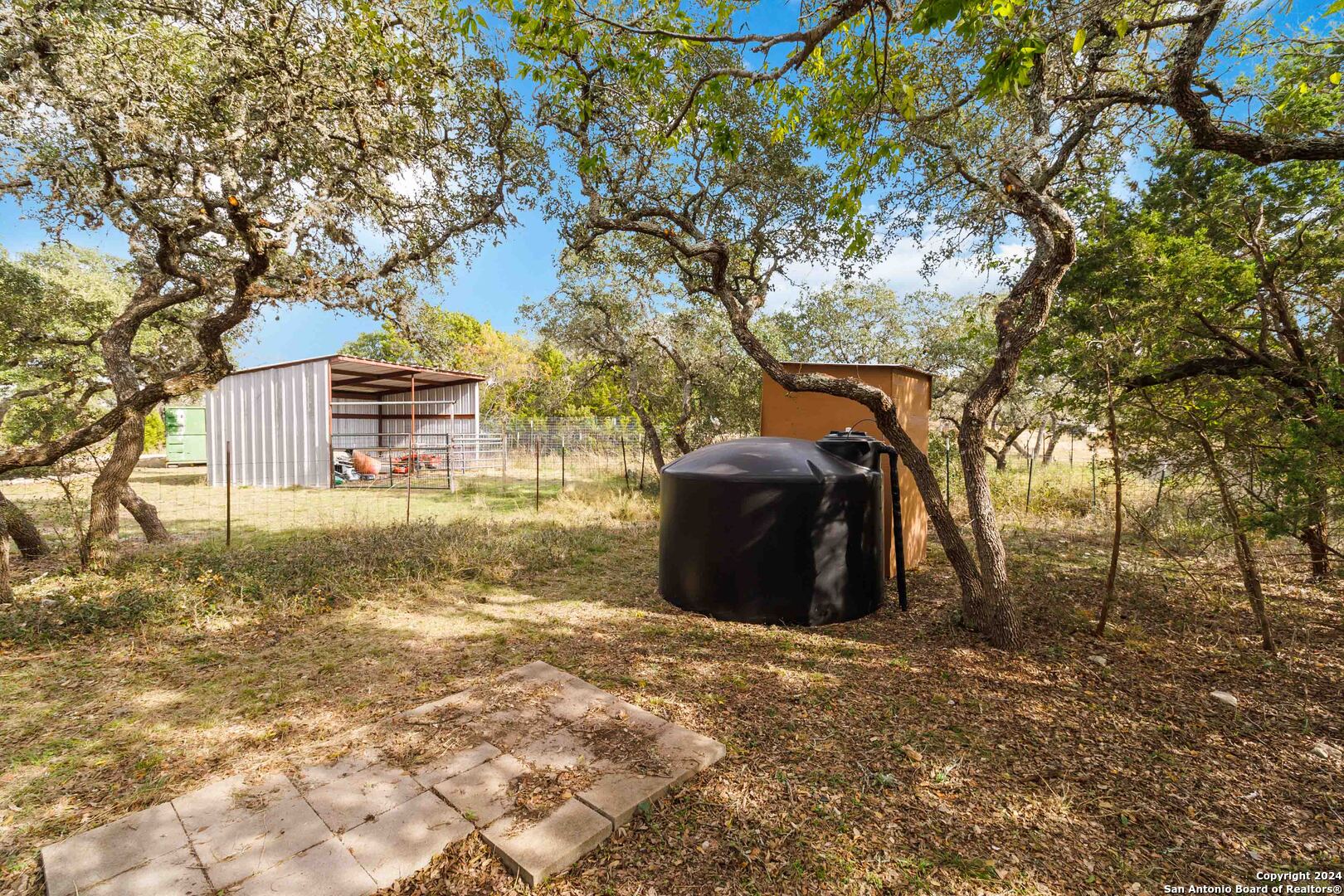 215 Joey Dr