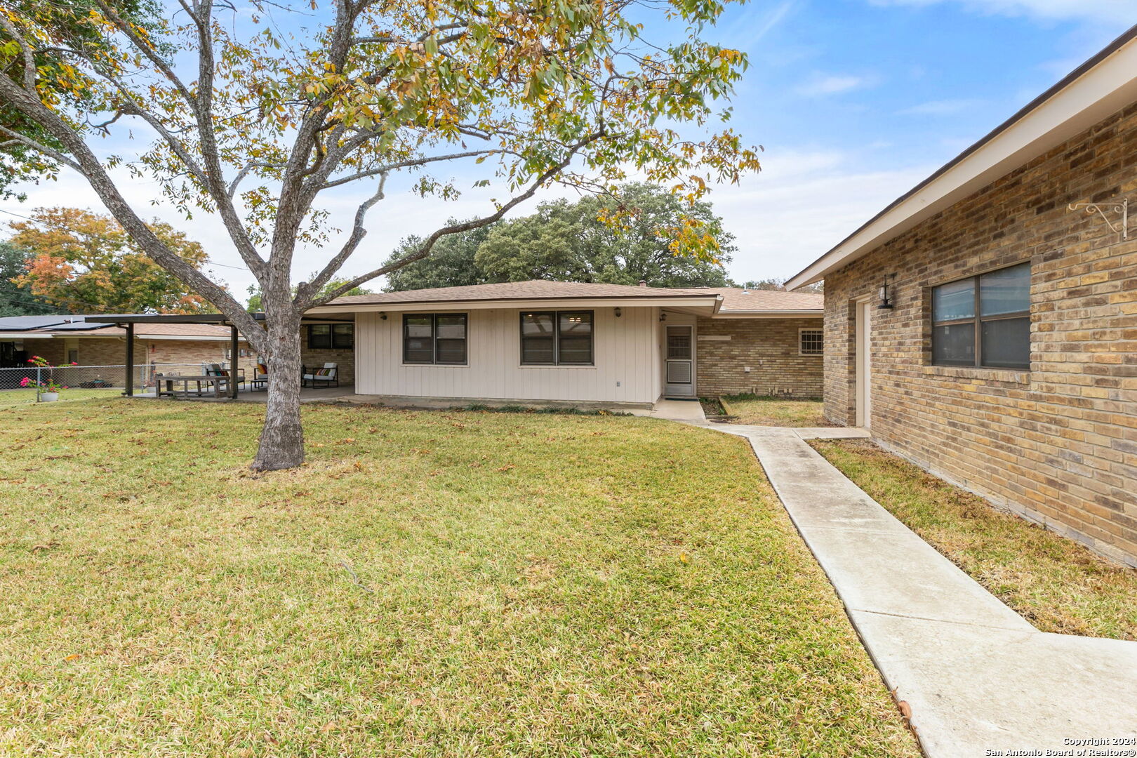 5618 CROSSWIND DR
