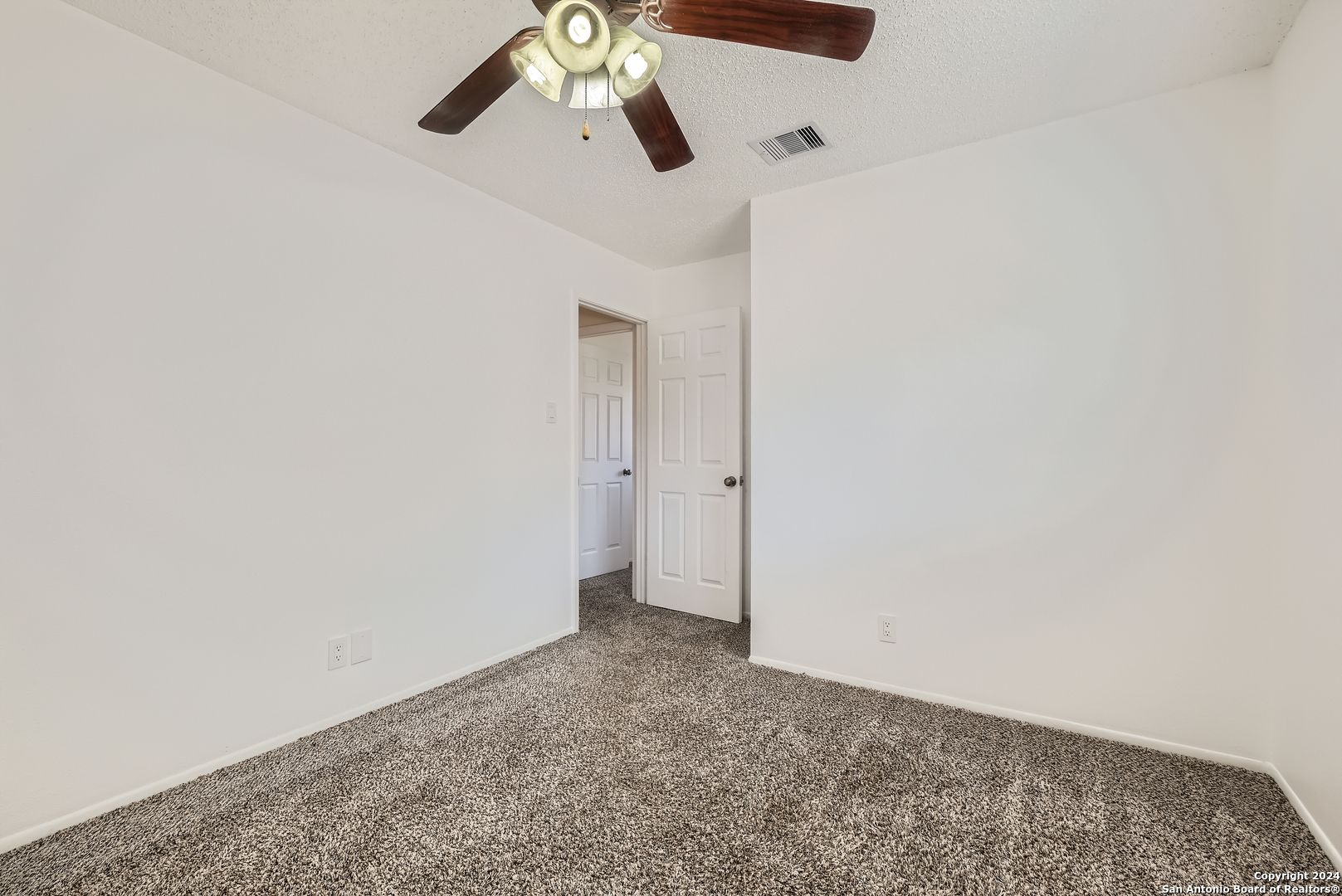 4479 SHERWOOD WAY