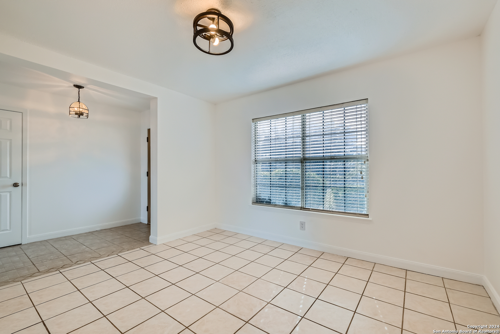 4479 SHERWOOD WAY