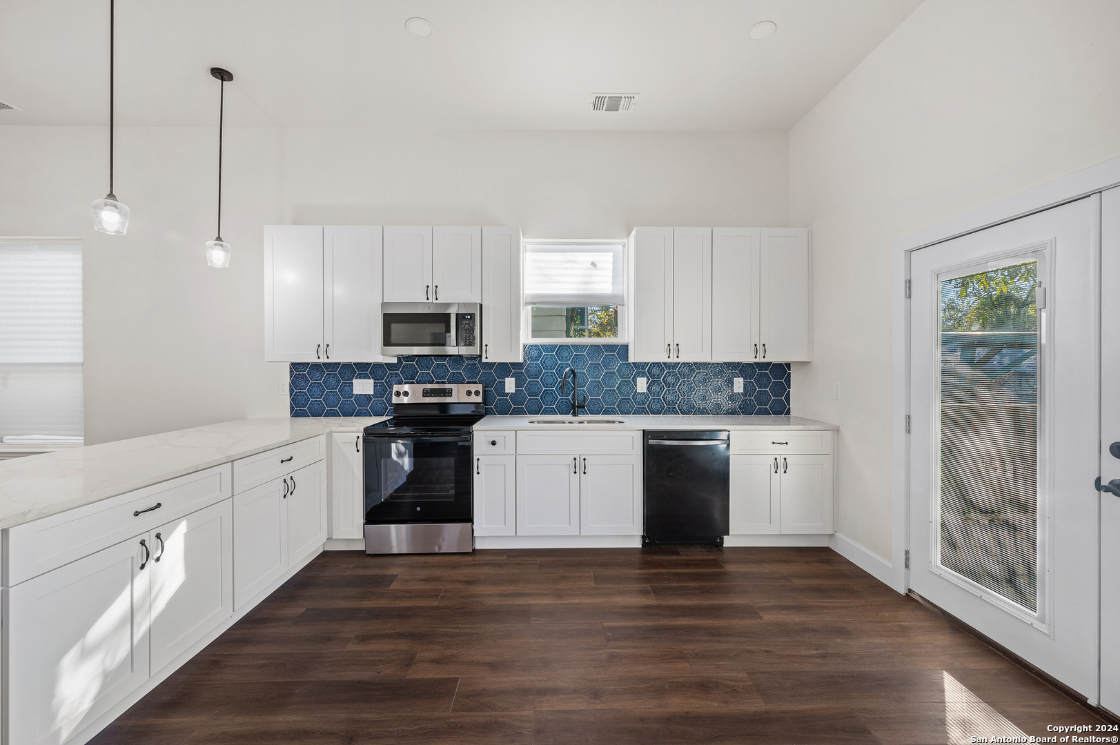 211 PIEDMONT AVE