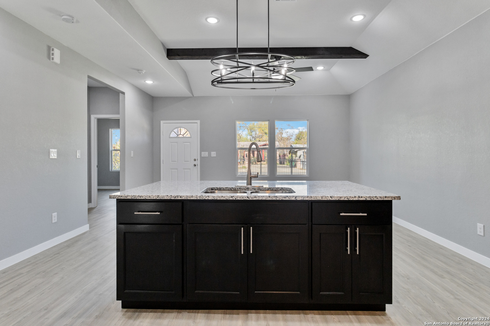 1422 SAN ACACIA