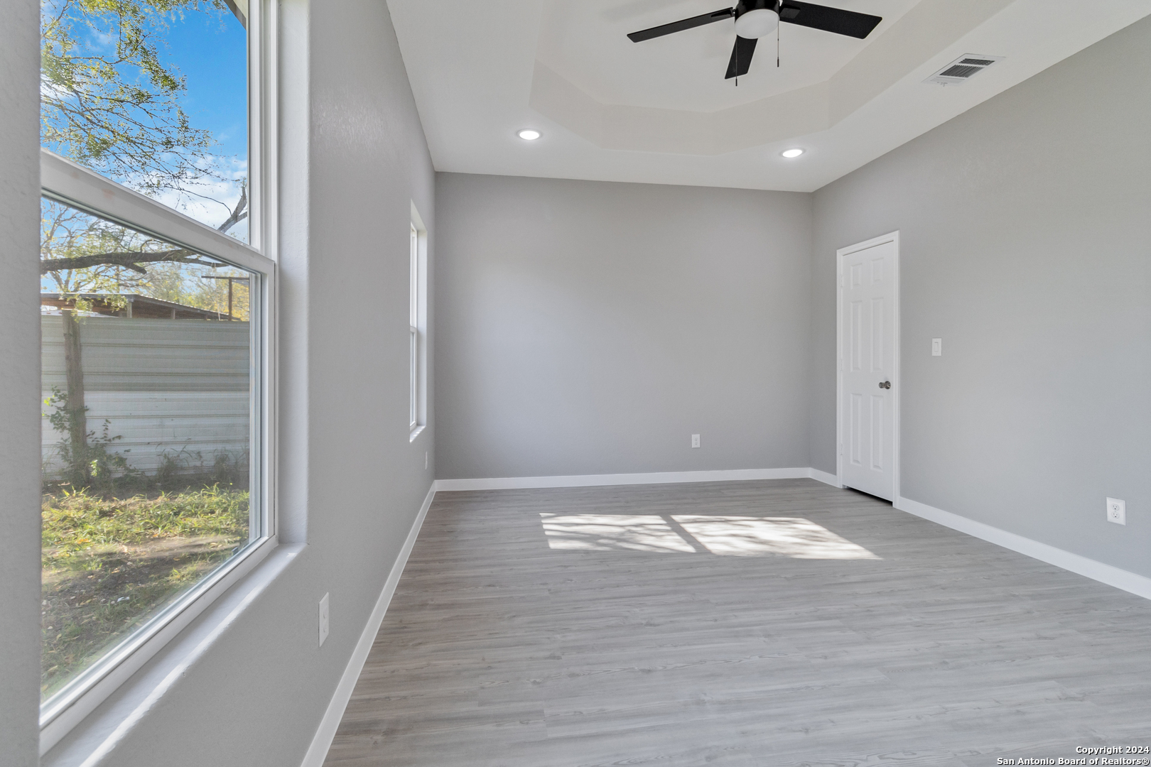 1422 SAN ACACIA