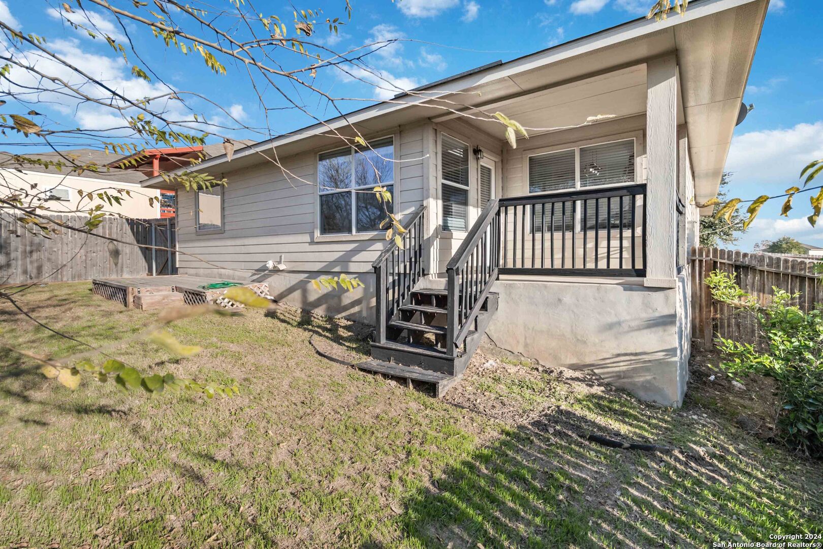 8227 PIONEER OAK
