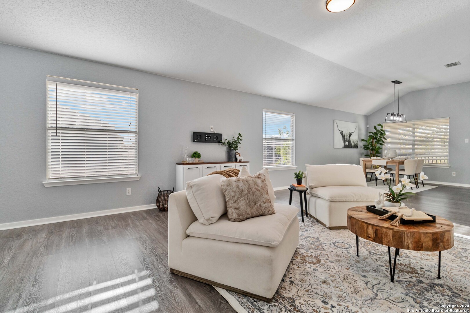 8227 PIONEER OAK