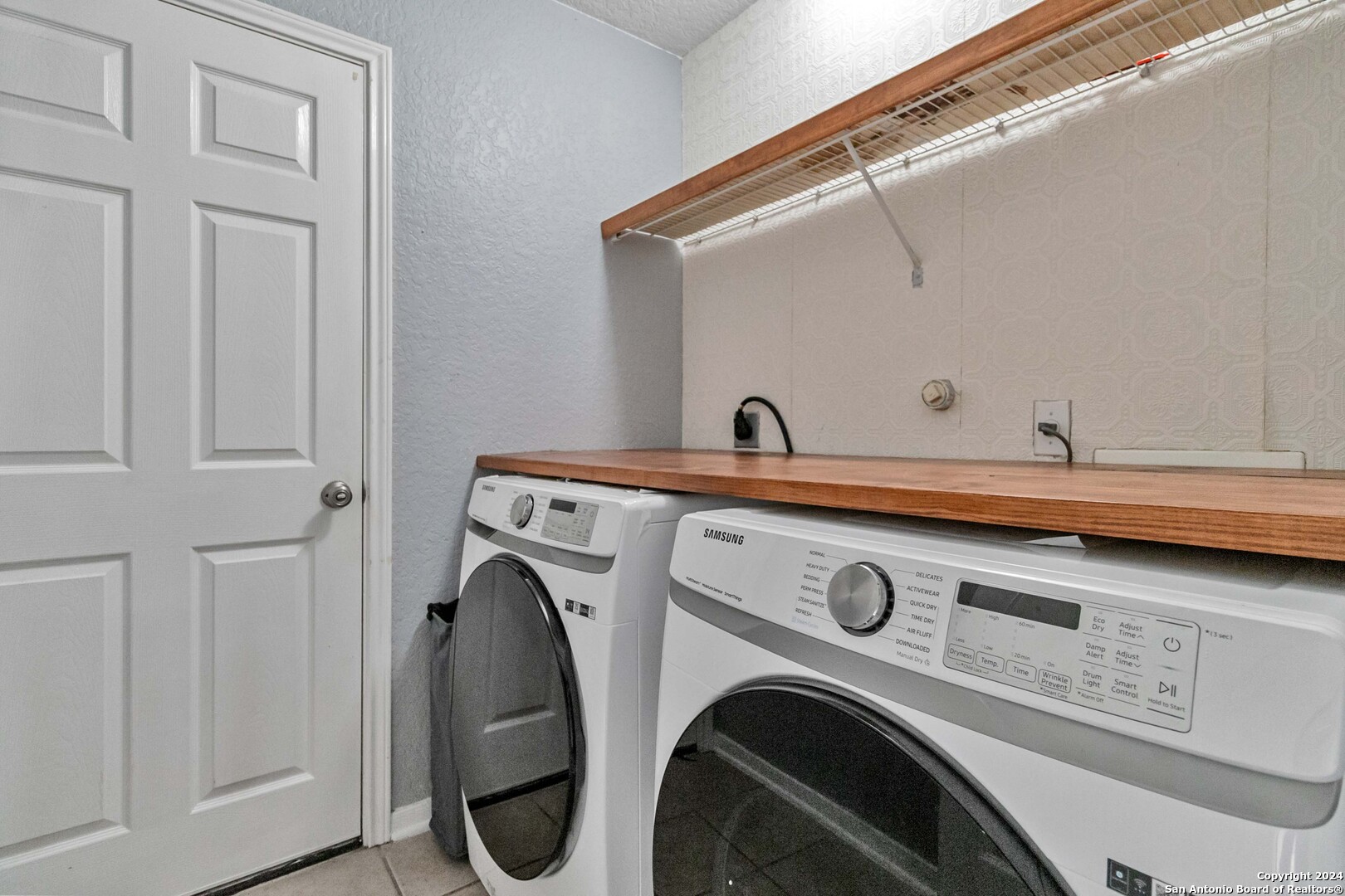 8227 PIONEER OAK