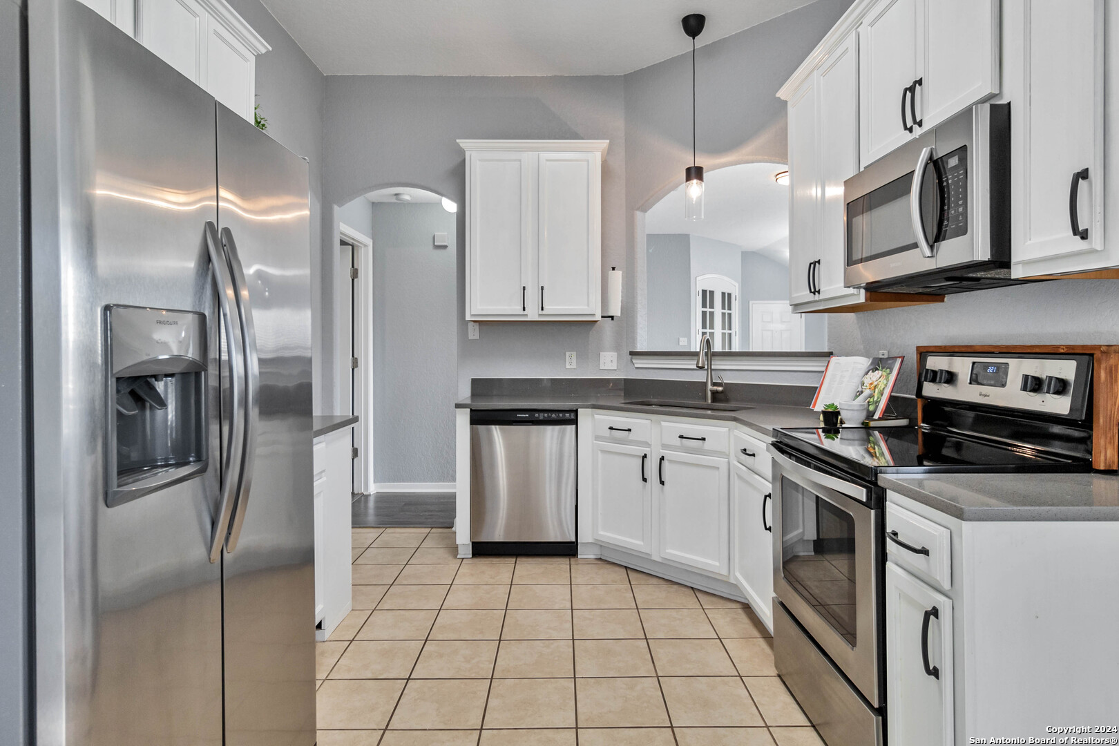 8227 PIONEER OAK