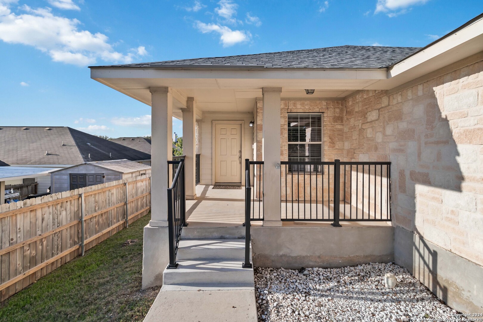 8227 PIONEER OAK