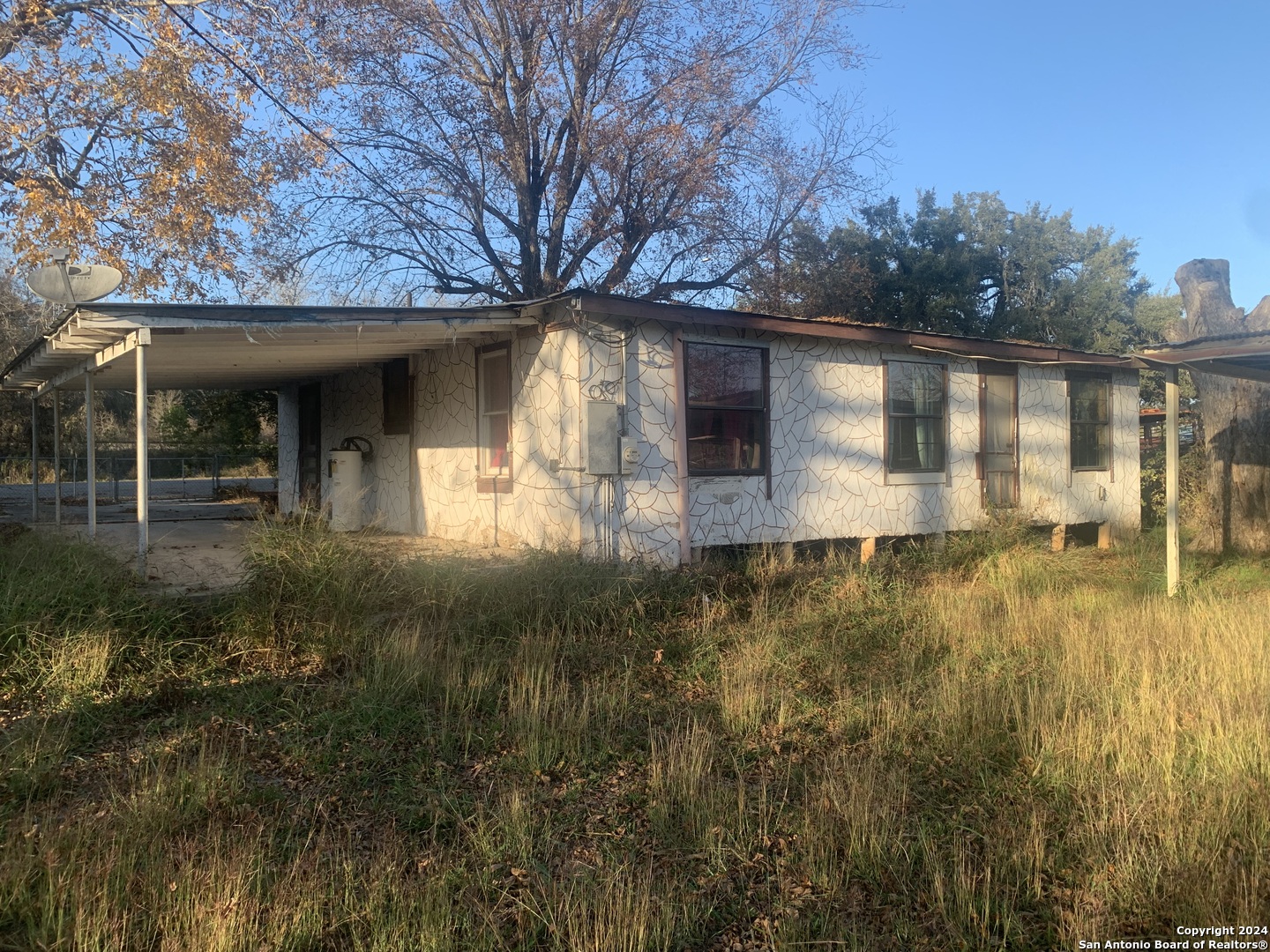 15516 S HIGHWAY 81