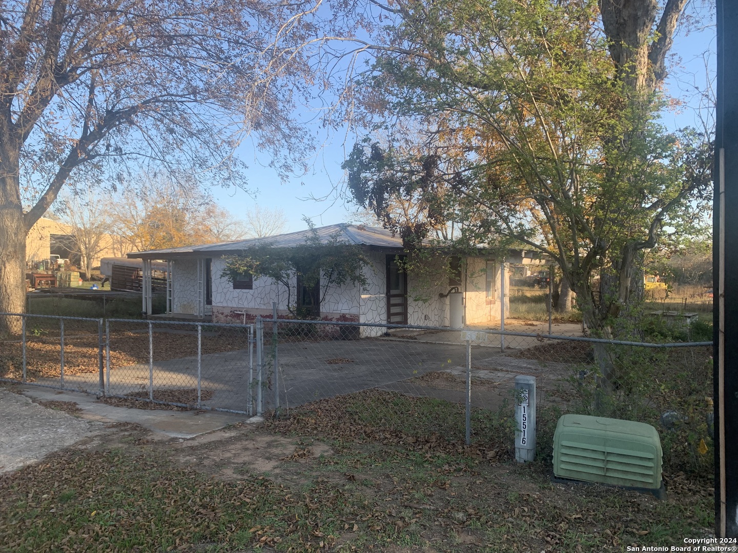 15516 S HIGHWAY 81