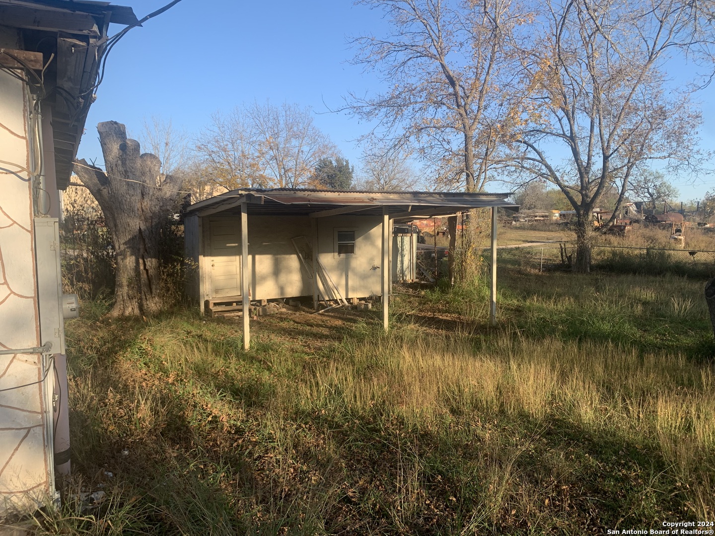 15516 S HIGHWAY 81