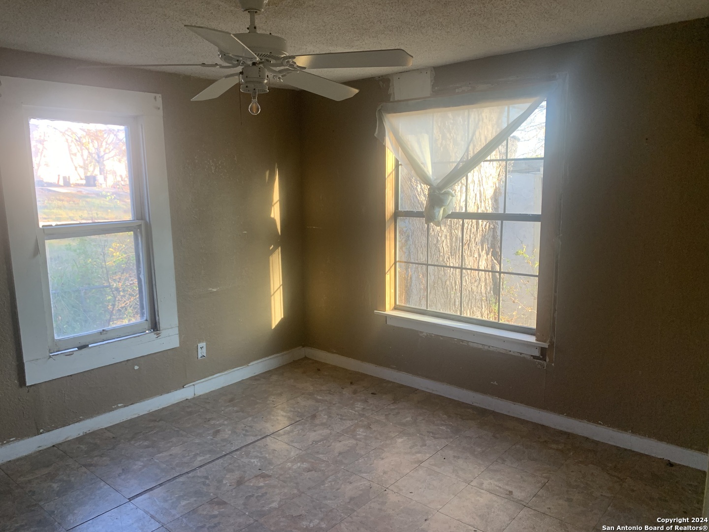 15516 S HIGHWAY 81