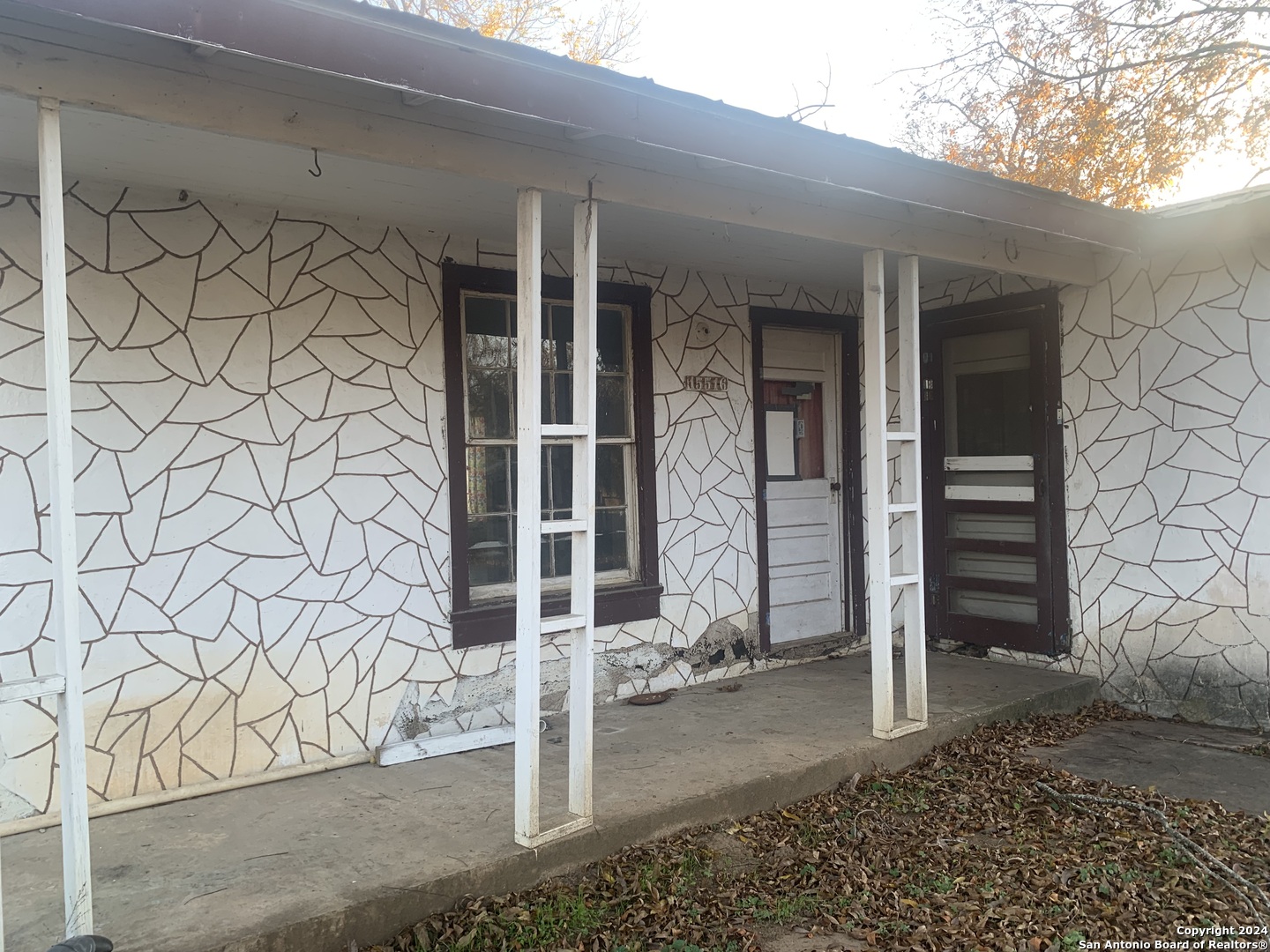 15516 S HIGHWAY 81