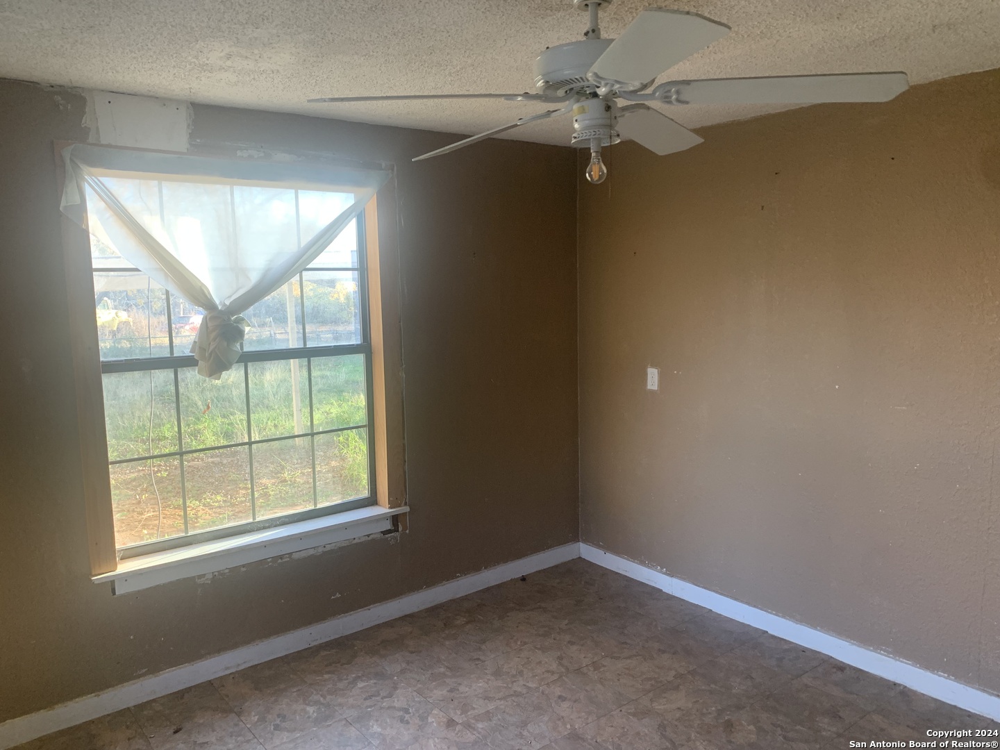 15516 S HIGHWAY 81