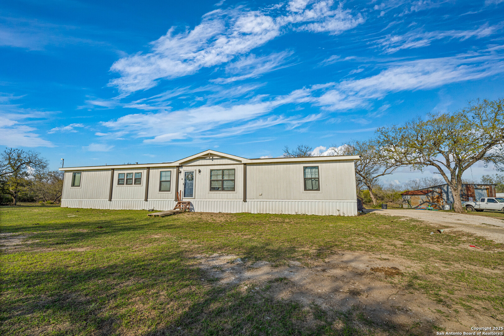 4976 County Road 116