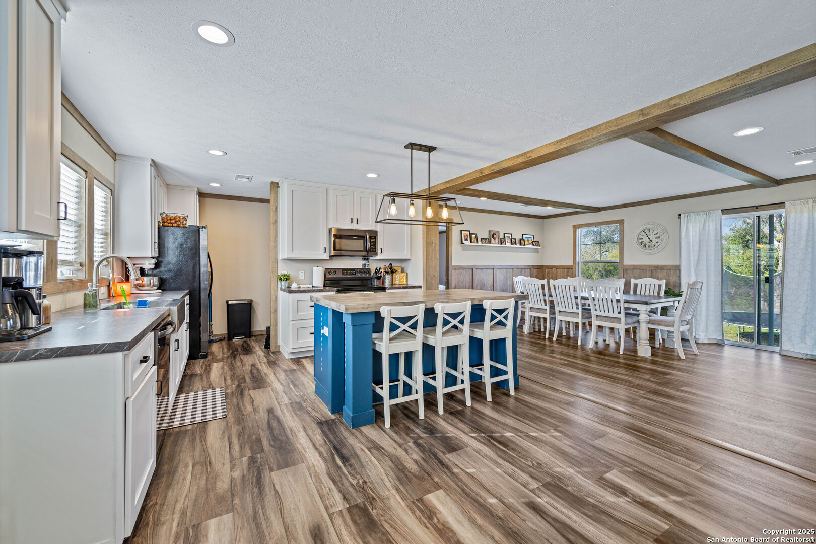 4976 County Road 116