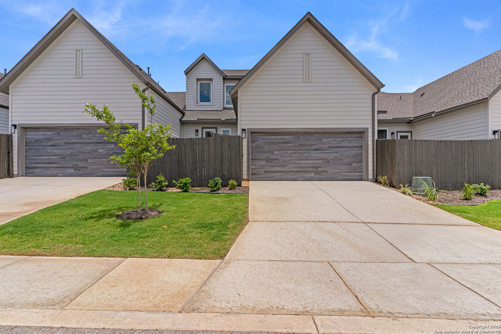 10011 UNIVERSITY WAY