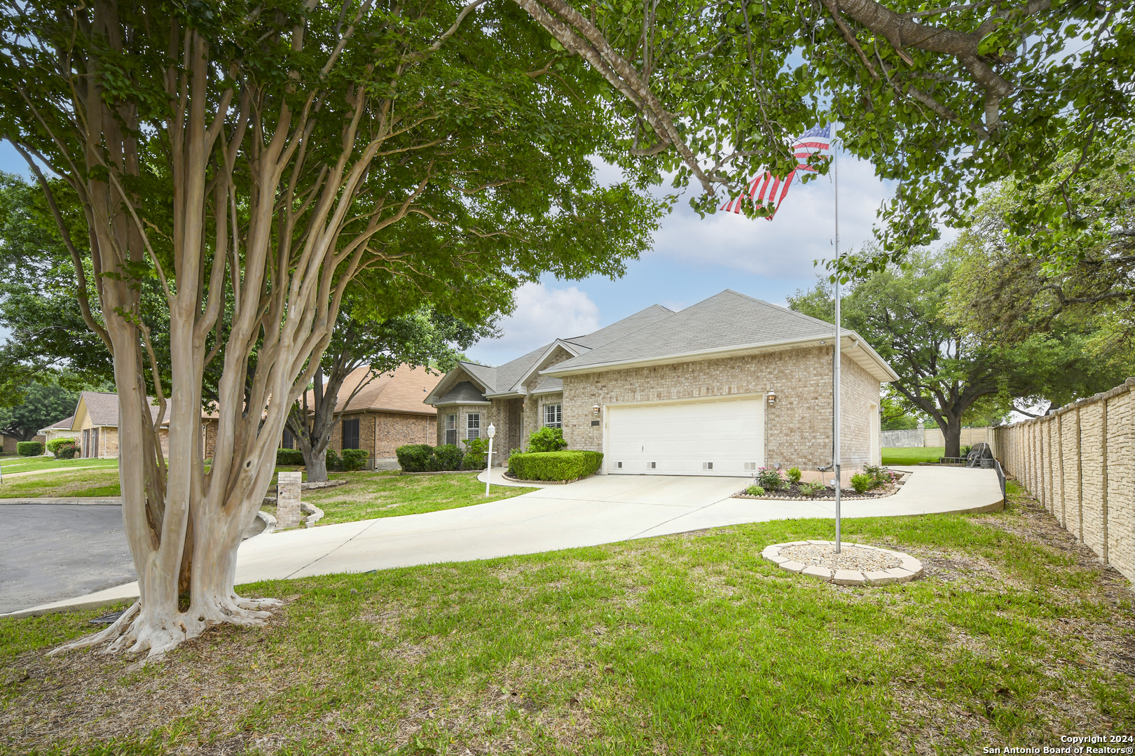 3600 Chestnut Ct
