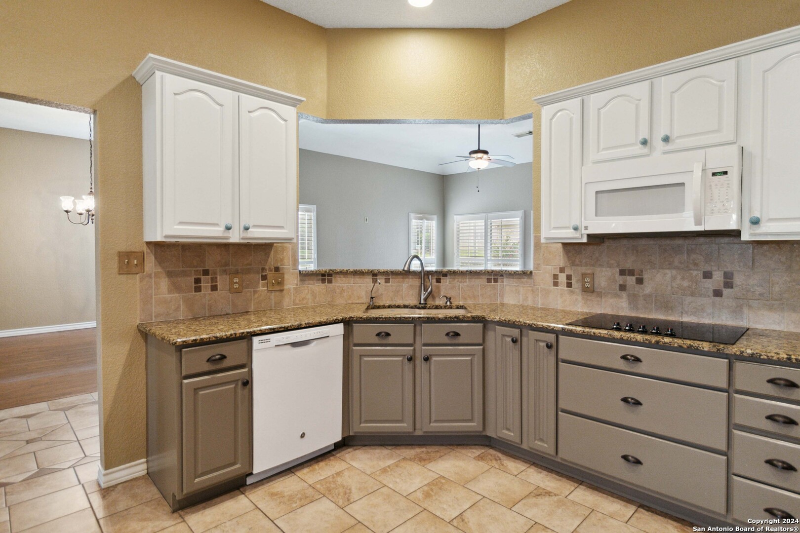 3600 Chestnut Ct