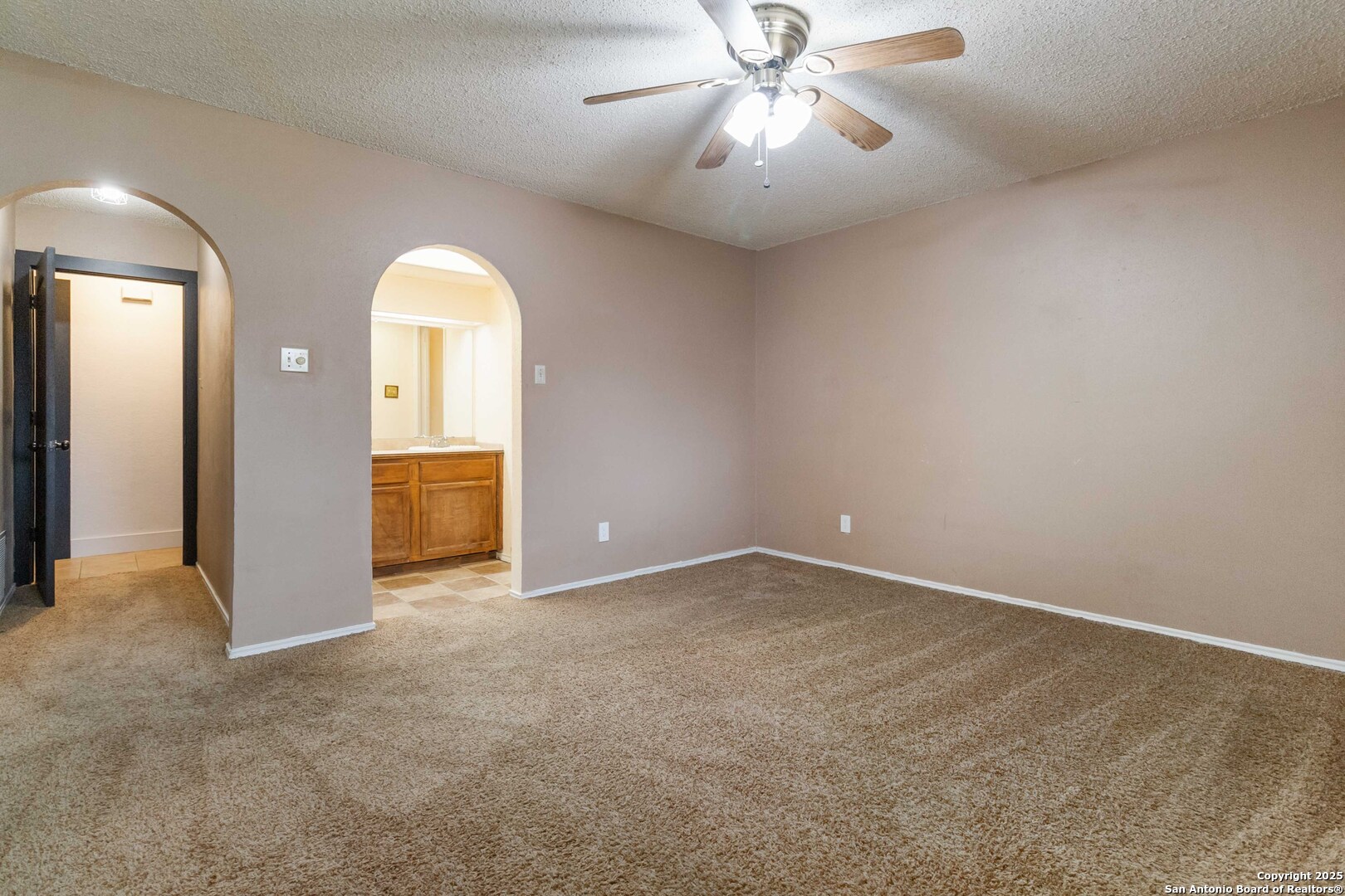 3901 Pipers Haven