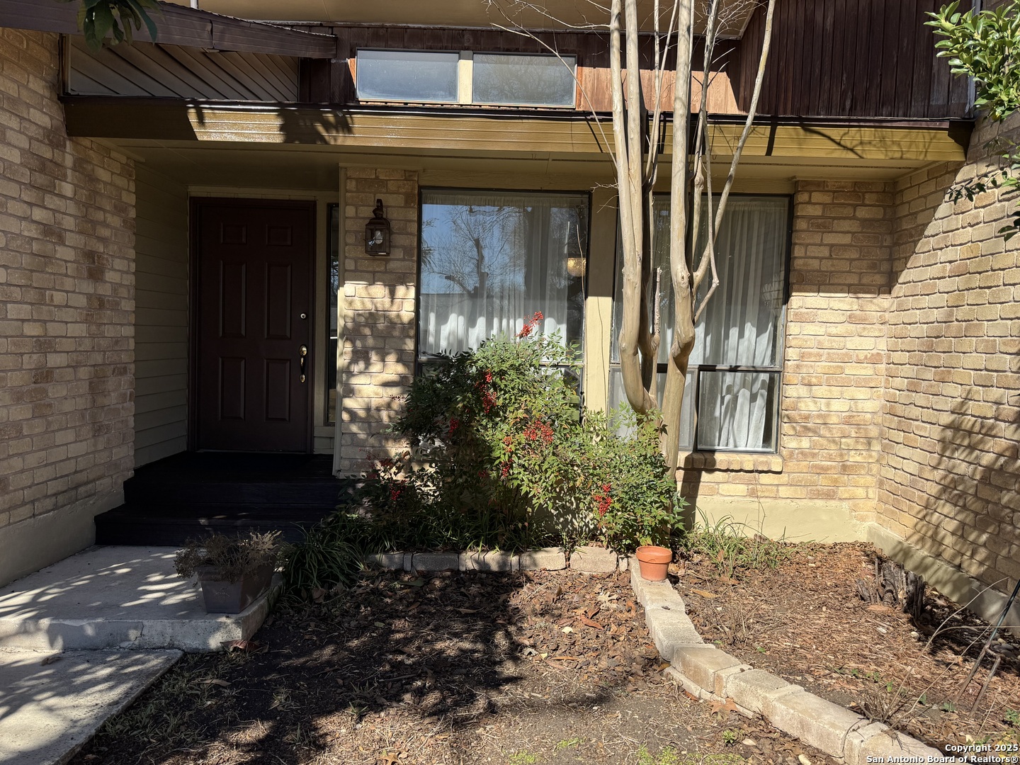 116 Azalea Trl