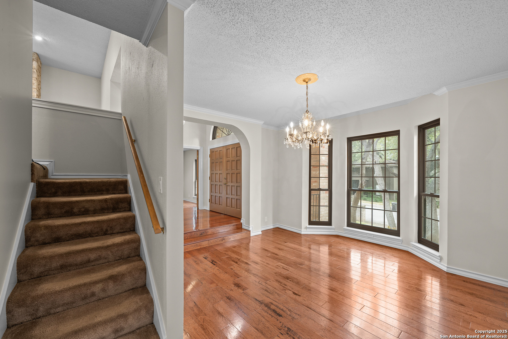 3019 ORCHARD HL