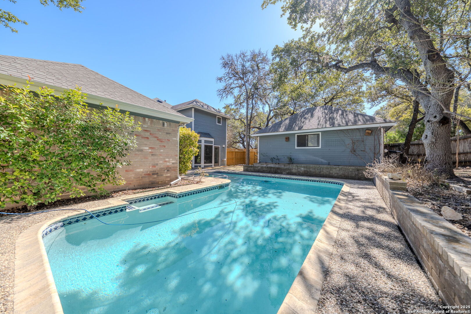 3019 ORCHARD HL