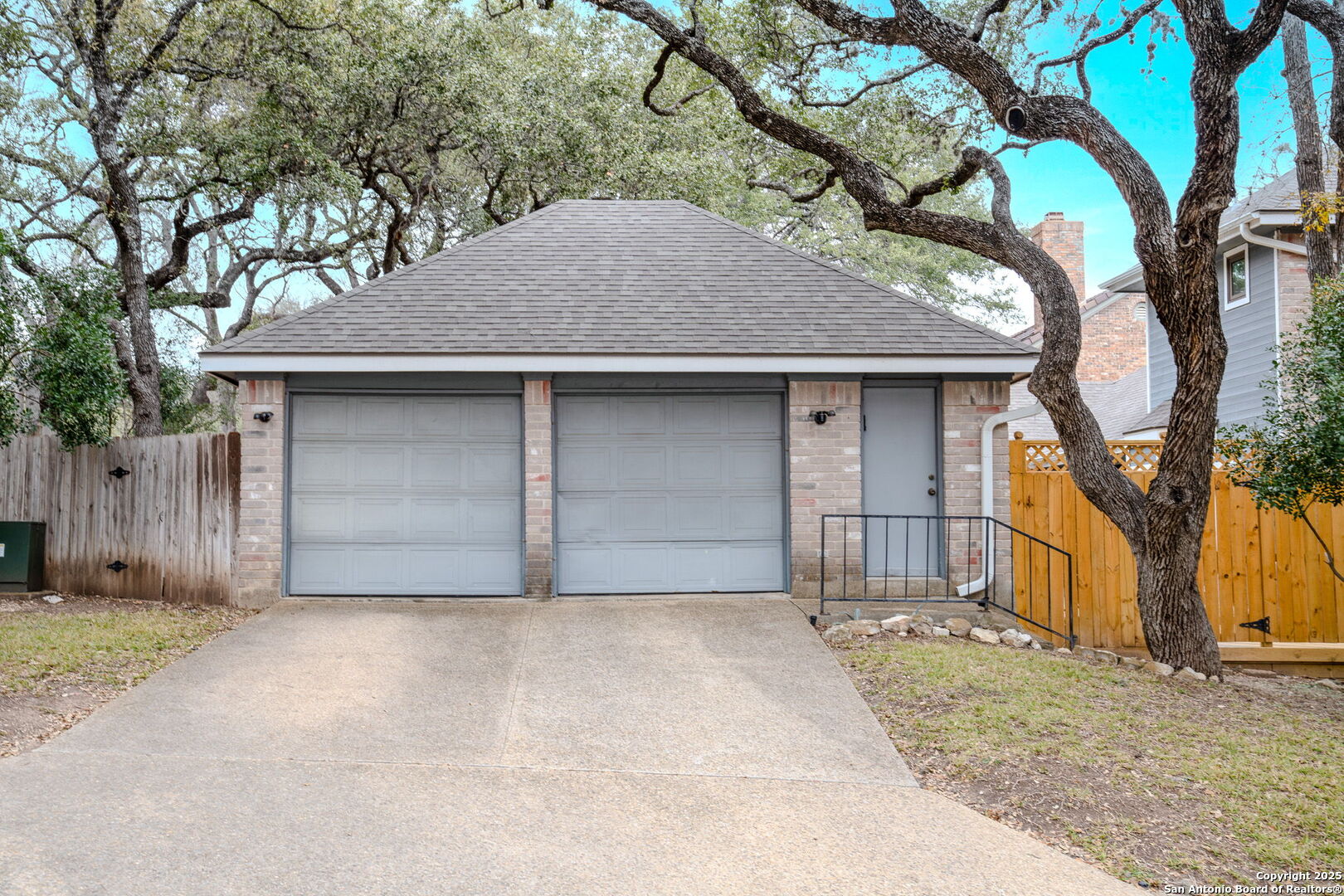 3019 ORCHARD HL