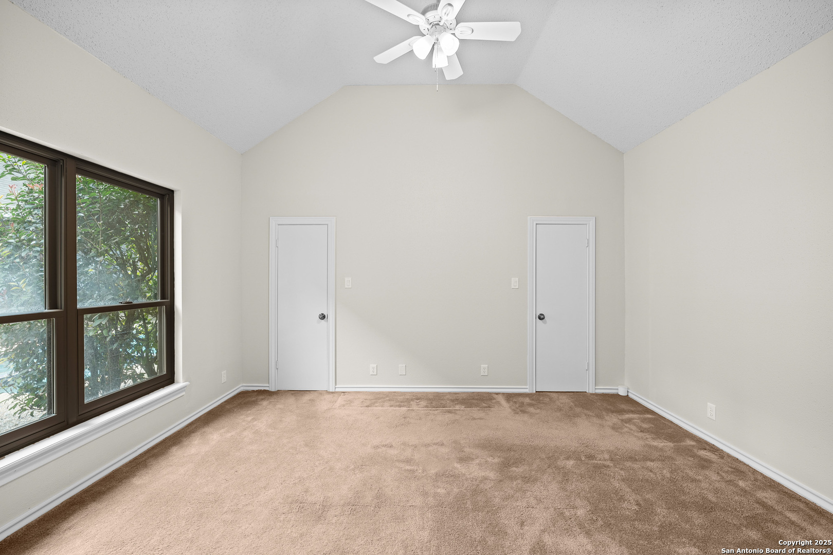 3019 ORCHARD HL